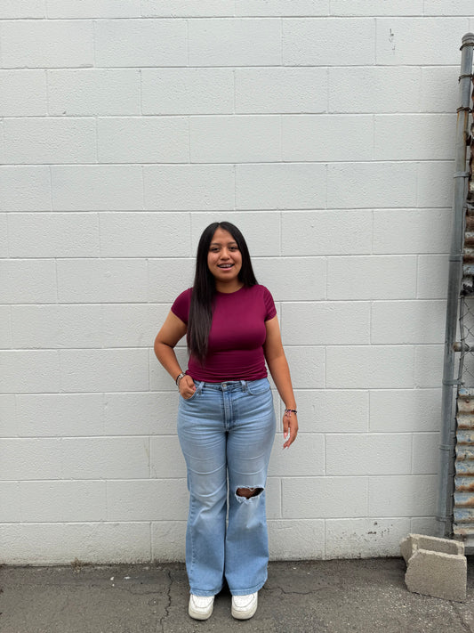 BUTTERY SHORT SLEEVE TOP