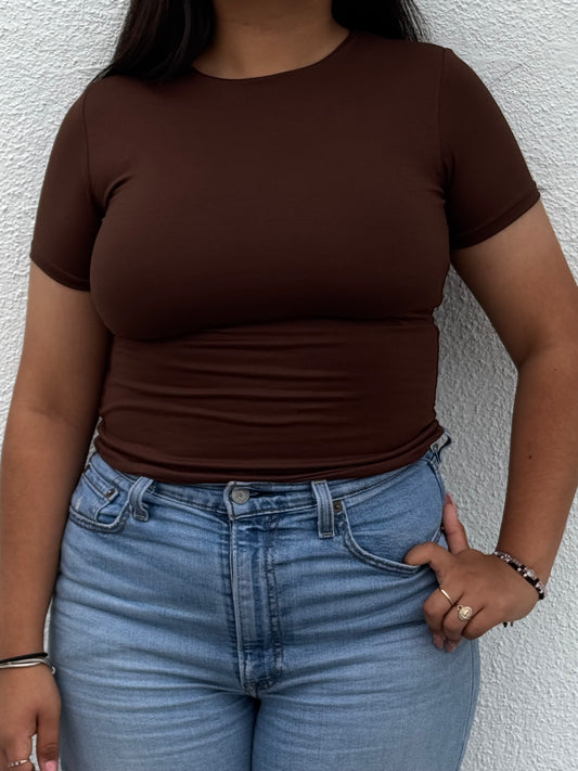BUTTERY SHORT SLEEVE TOP