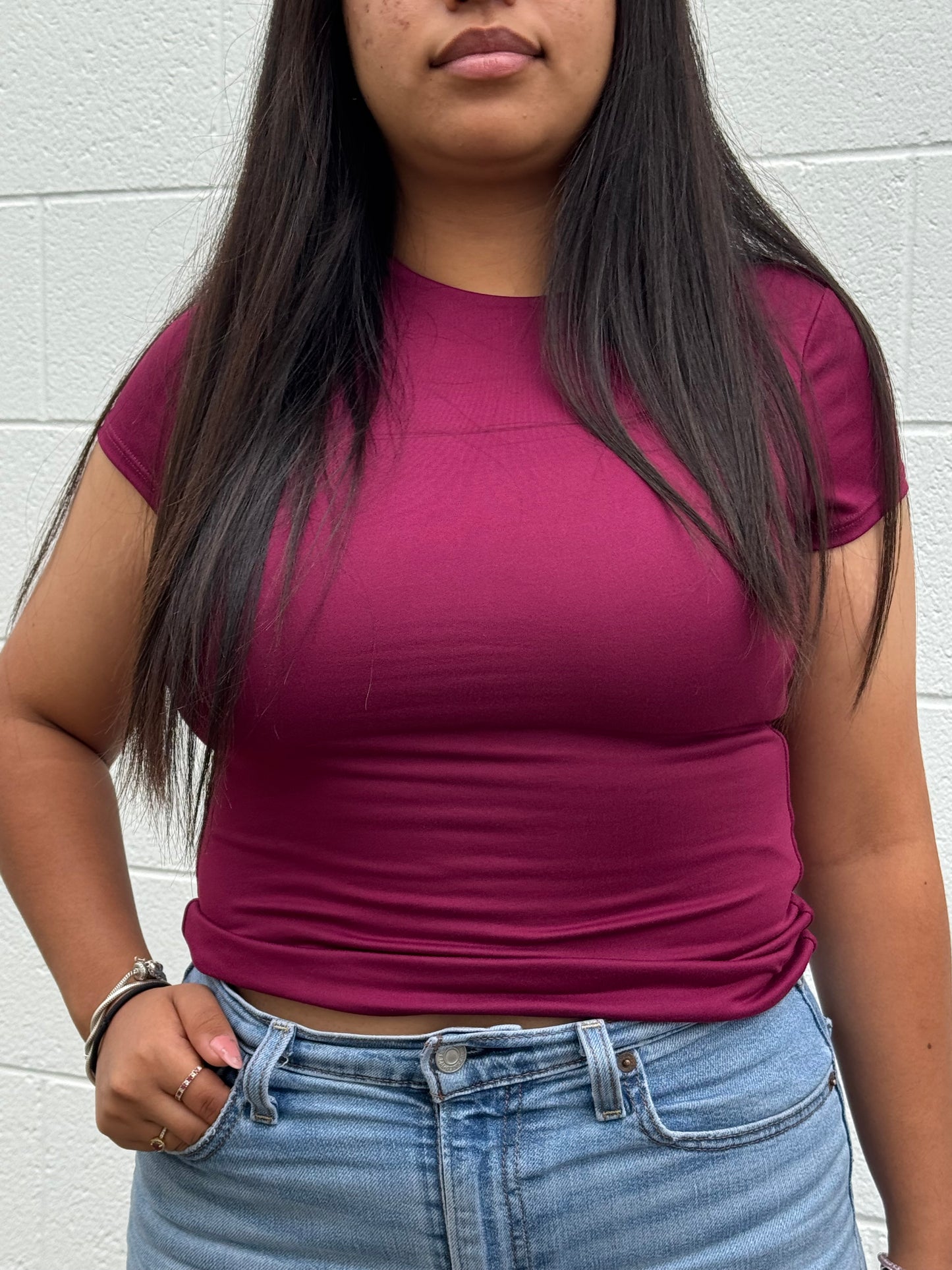 BUTTERY SHORT SLEEVE TOP