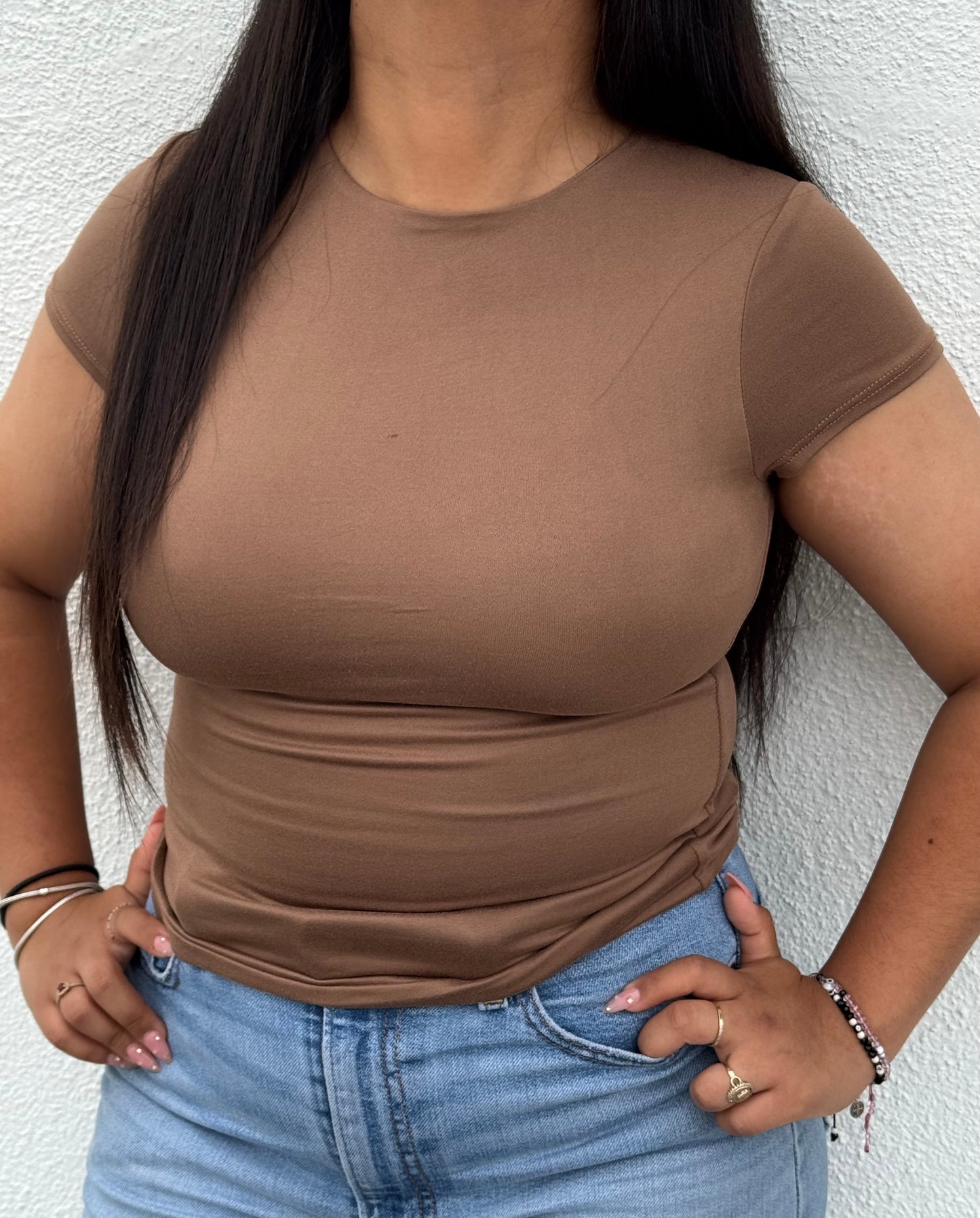 BUTTERY SHORT SLEEVE TOP