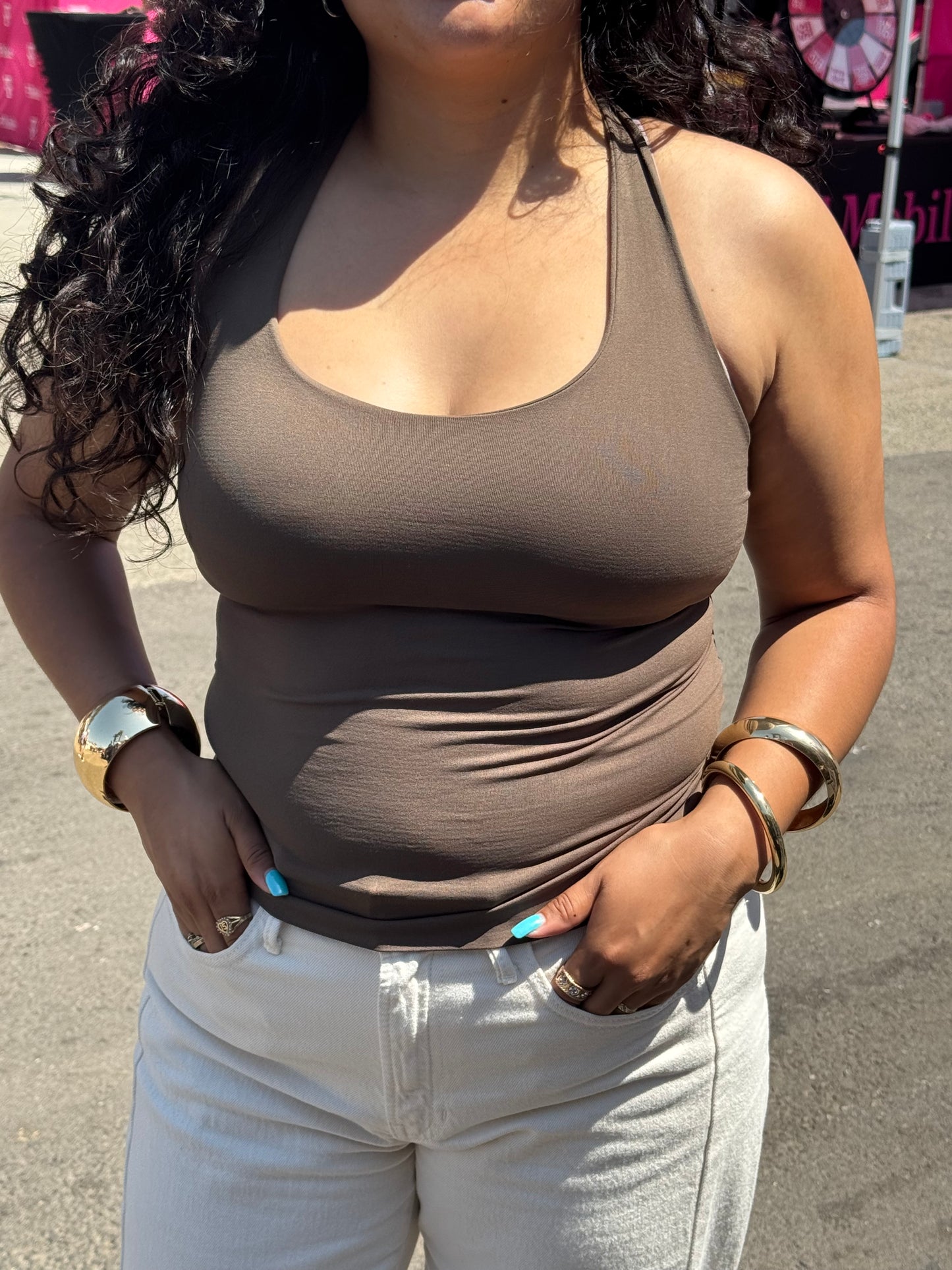 ROMI ULTRA SMOOTH HALTER TOP ( ARMY GREEN)