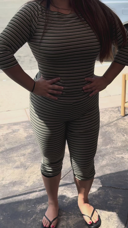 CAPRI SET  (OLIVE STRIPPED SET)